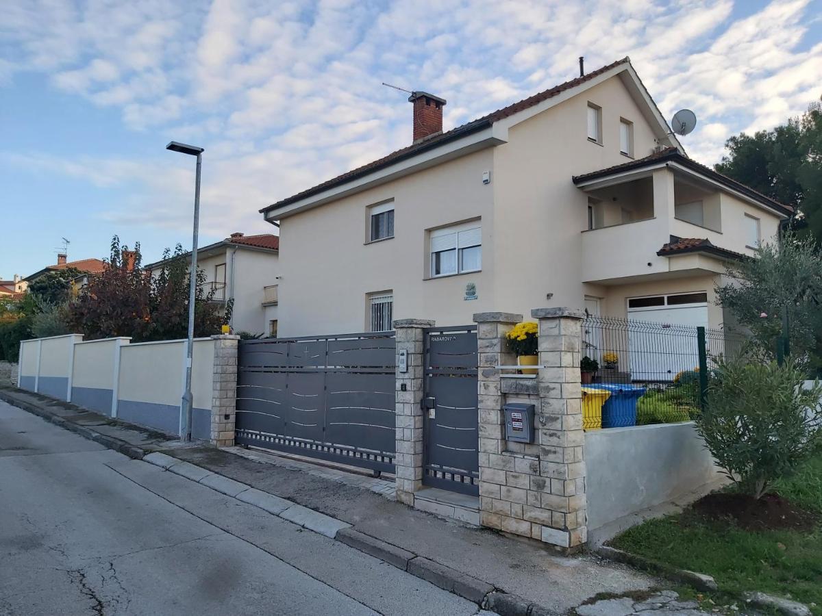 Apartments Hortensia Pula Luaran gambar