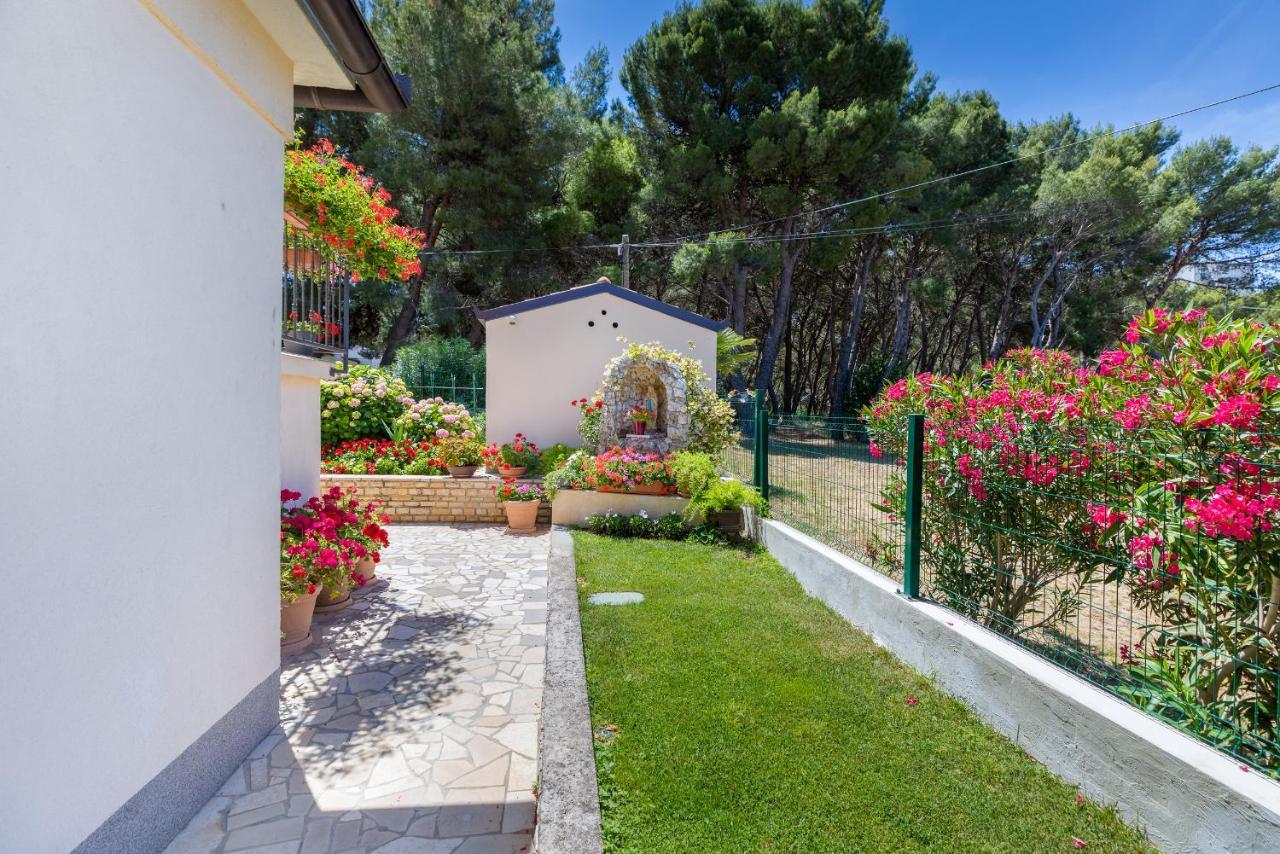 Apartments Hortensia Pula Luaran gambar